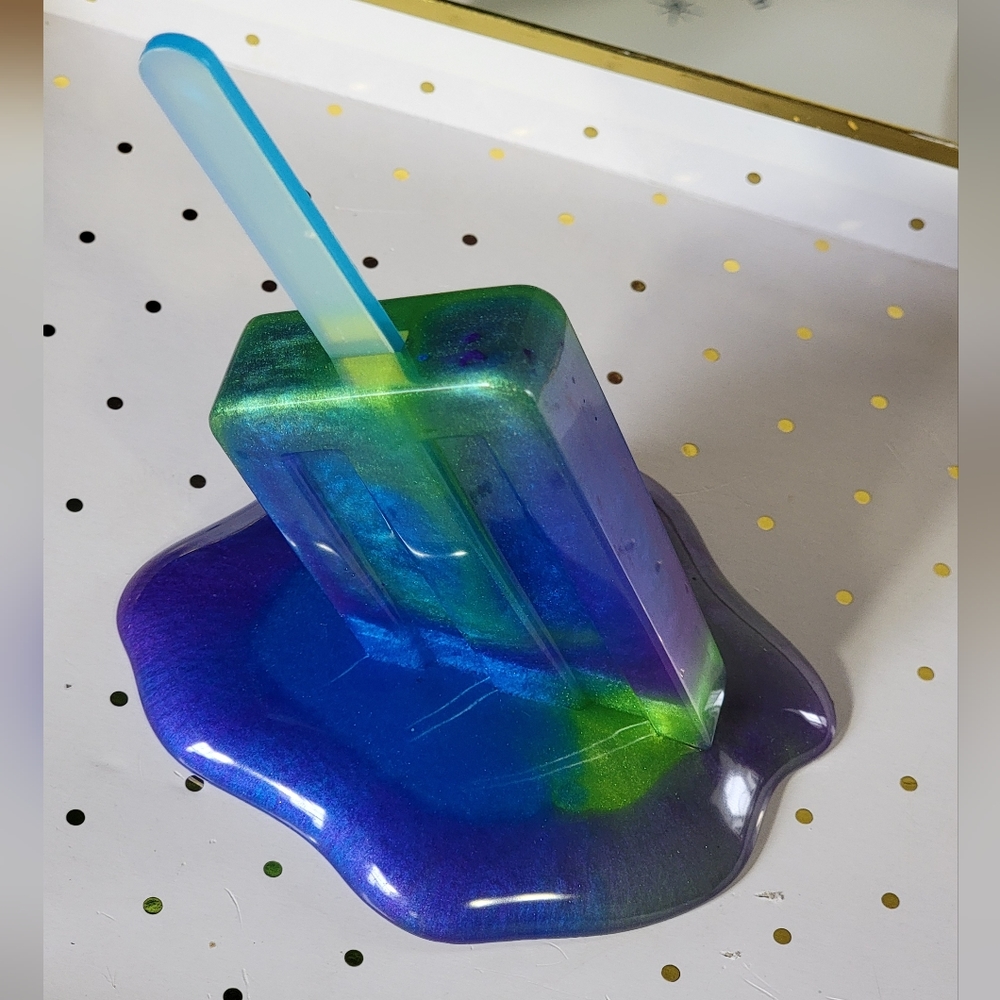 Handcrafted Epoxy Resin Statue Paper Weight Decor -Melting Lollipop / Popsicle - Picture 5 of 15